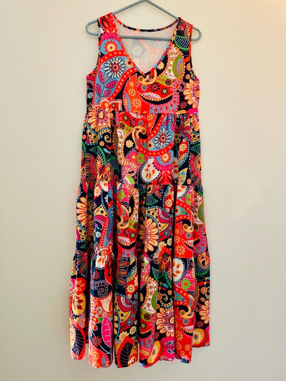 V-Neck Paisley Tiered Maxi Dress in Multicolor